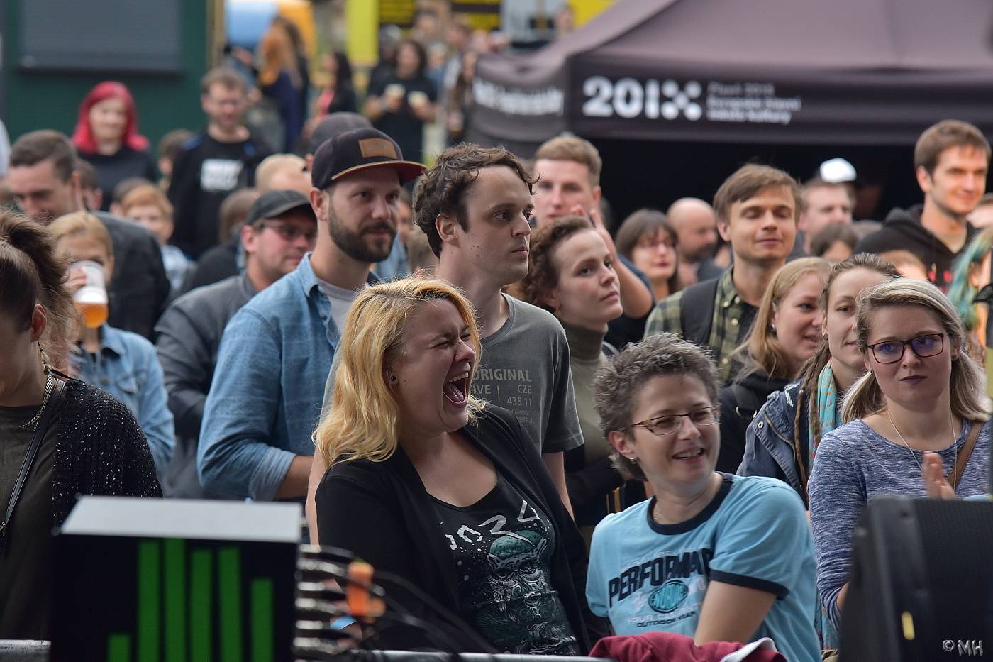 Vypsaná fixa zahrála na benzínce v Plzni. Zaznělo vše podstatné