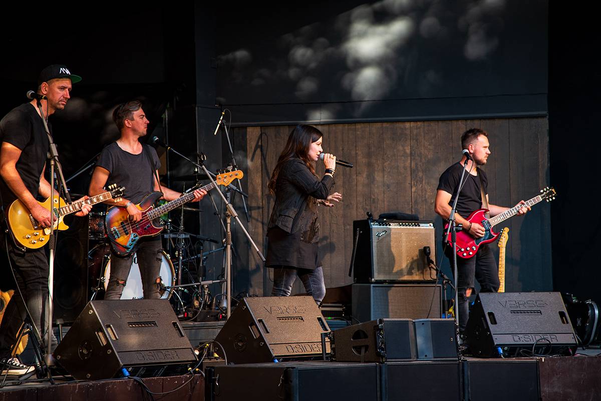 Anna K vystoupila v Riegrových sadech. Rozdávala radost a pozitivní energii 