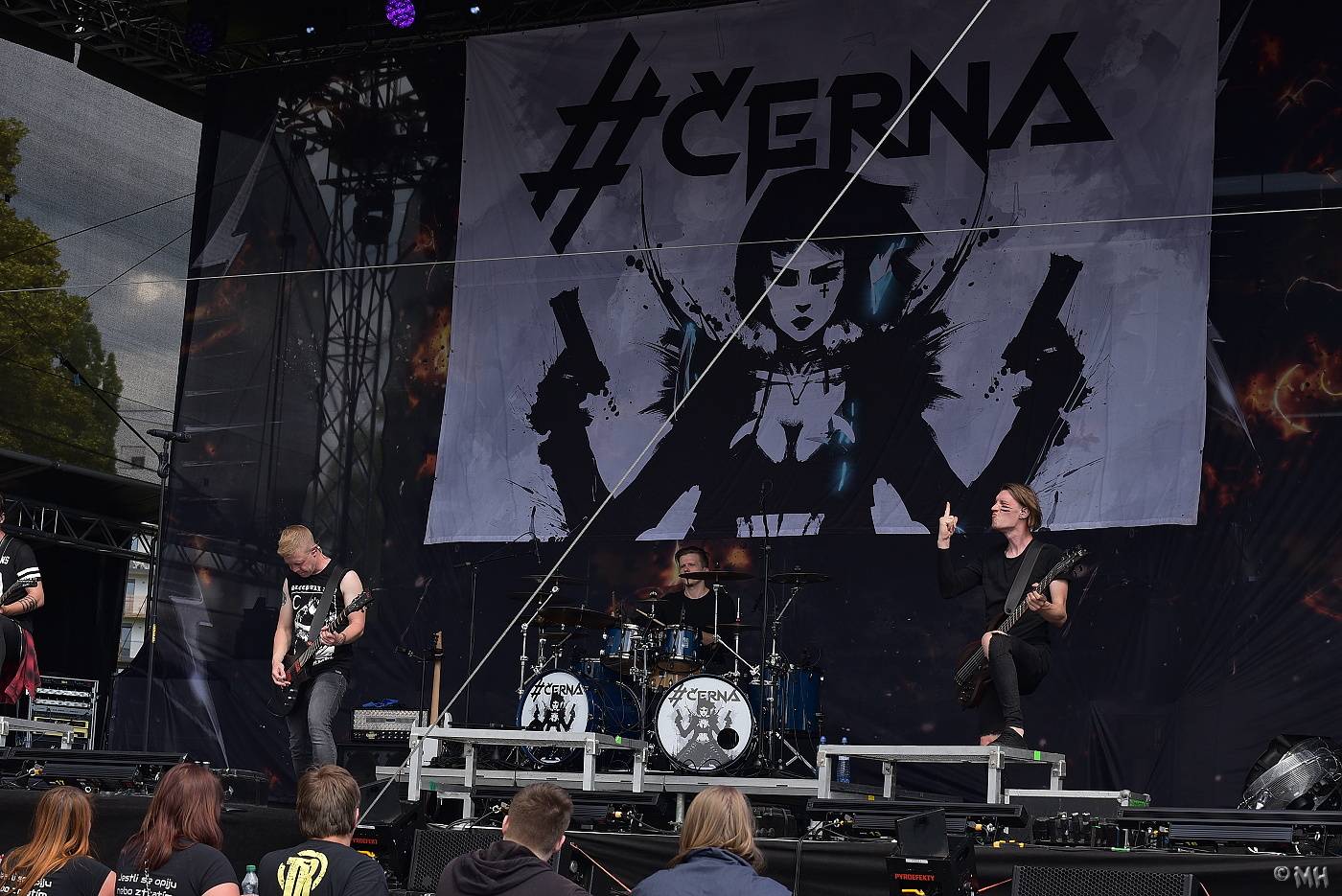 Monster Meeting začalo! Traktor a Dymytry zahráli v Plzni hned třikrát