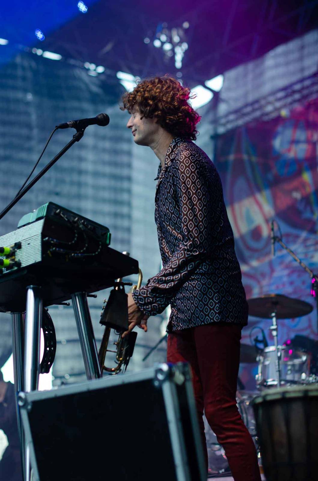 Mig 21 se potřetí proletěl nad pražskou Stromovkou. Jiří Macháček si s fanoušky užil mexickou vlnu