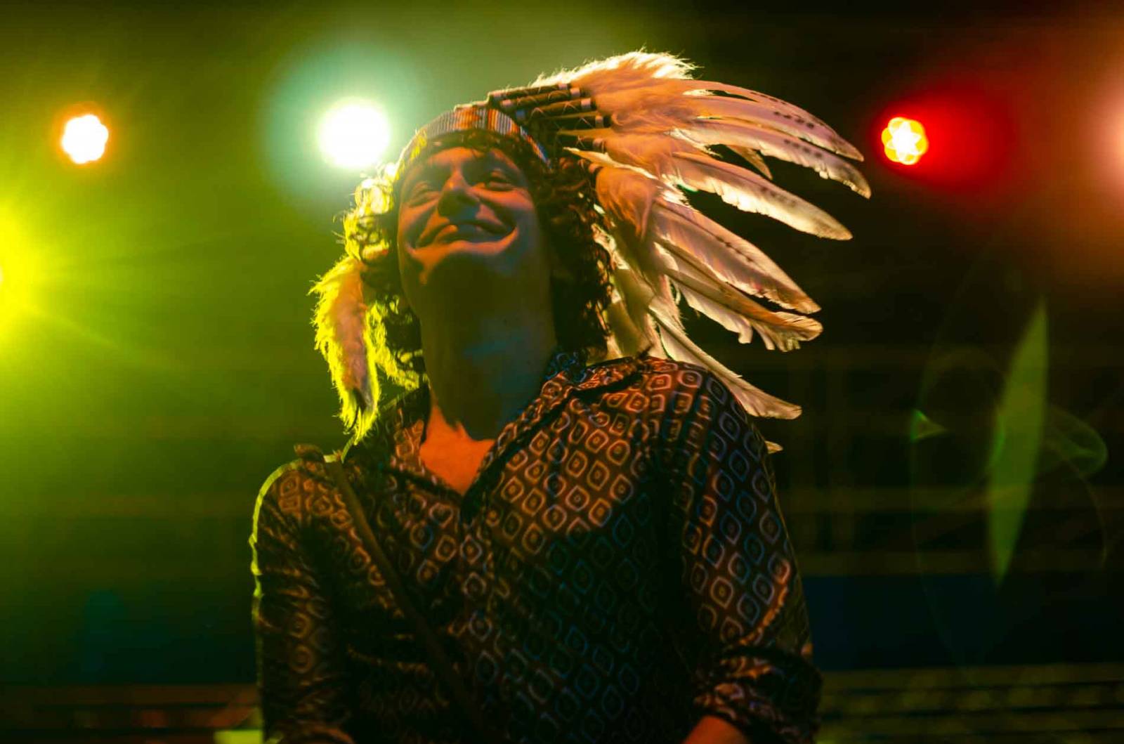 Mig 21 se potřetí proletěl nad pražskou Stromovkou. Jiří Macháček si s fanoušky užil mexickou vlnu