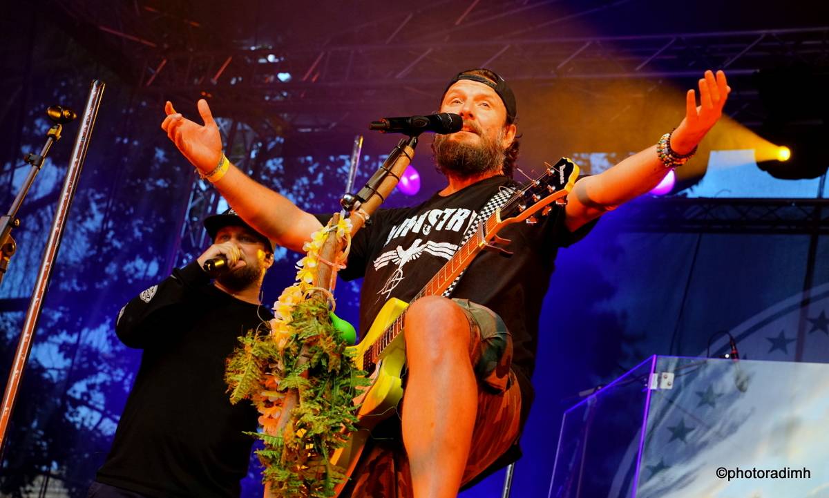 Před olomouckým S-klubem létal Čmelák Divokýho Billa