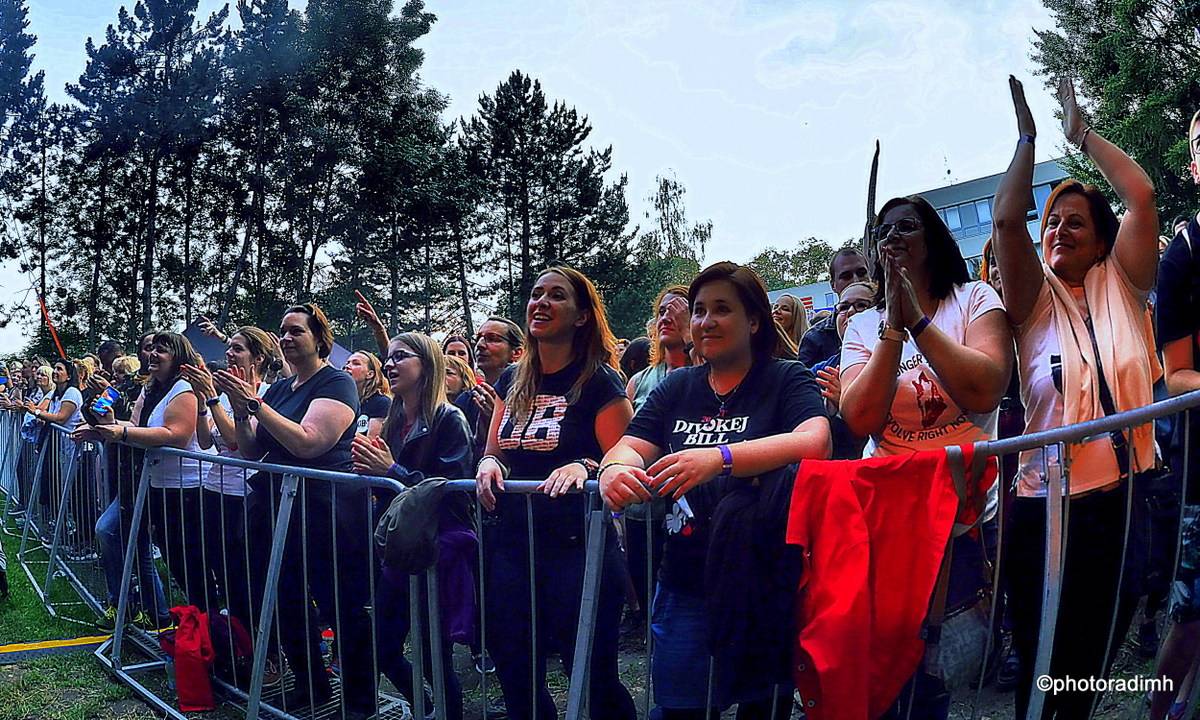 Před olomouckým S-klubem létal Čmelák Divokýho Billa