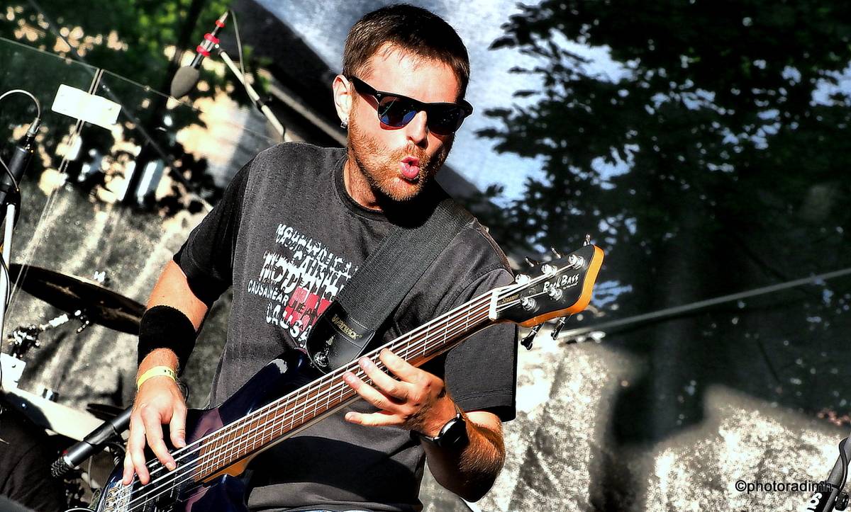 Před olomouckým S-klubem létal Čmelák Divokýho Billa