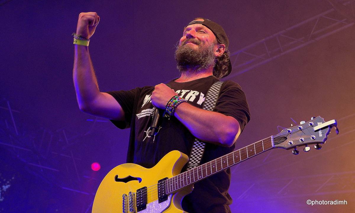 Před olomouckým S-klubem létal Čmelák Divokýho Billa