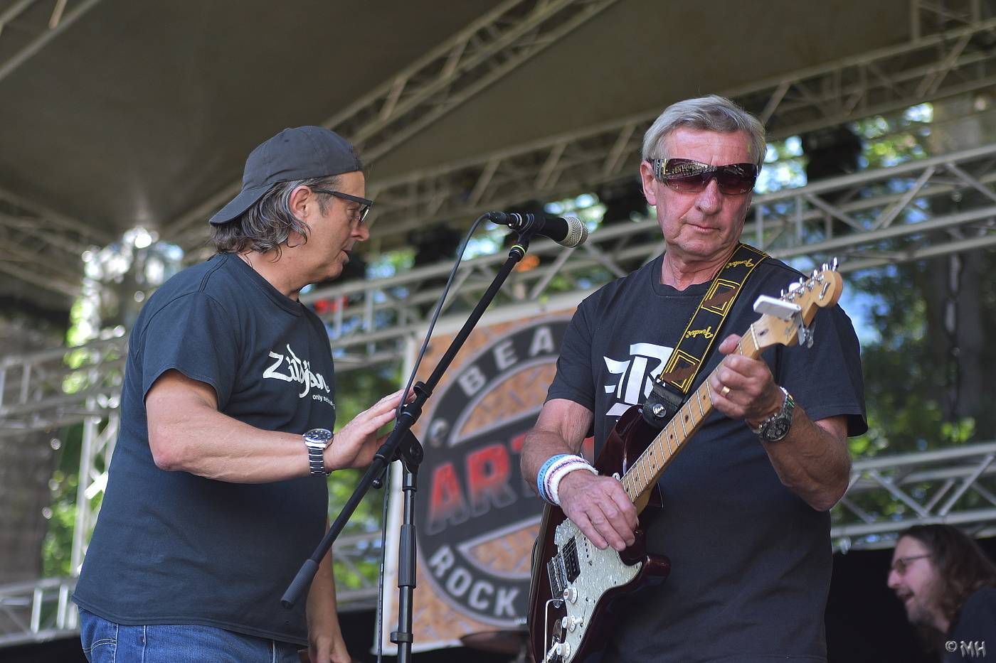 V Manětíně se toho nebáli. Zahráli Harlej, Doga, Debustrol a mnozí další 