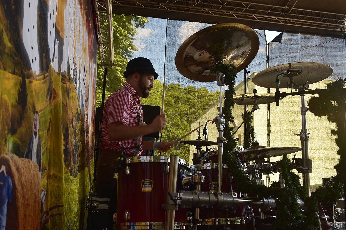 V Manětíně se toho nebáli. Zahráli Harlej, Doga, Debustrol a mnozí další 