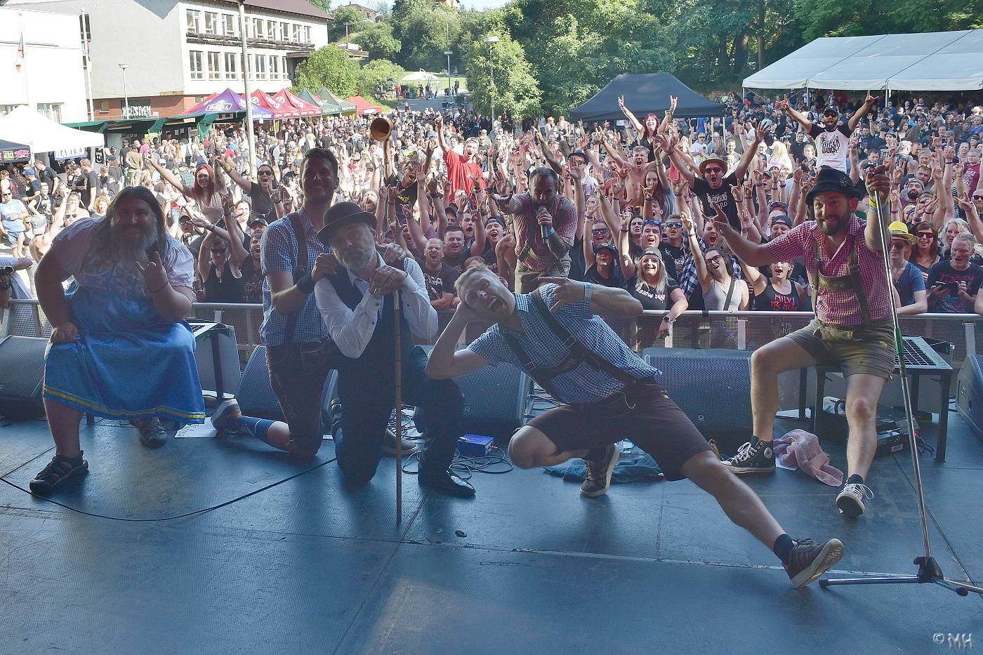 V Manětíně se toho nebáli. Zahráli Harlej, Doga, Debustrol a mnozí další 