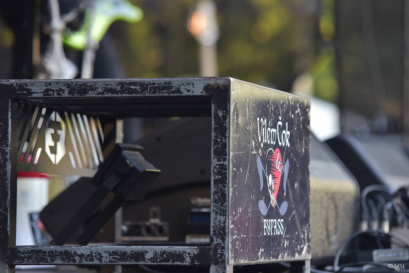 V Manětíně se toho nebáli. Zahráli Harlej, Doga, Debustrol a mnozí další 