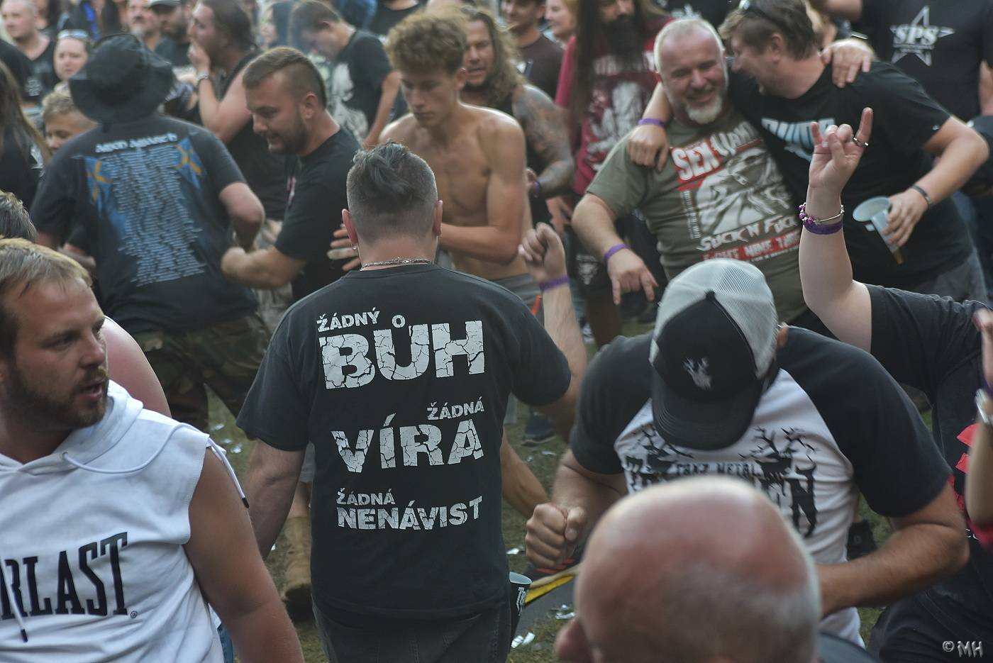 V Manětíně se toho nebáli. Zahráli Harlej, Doga, Debustrol a mnozí další 