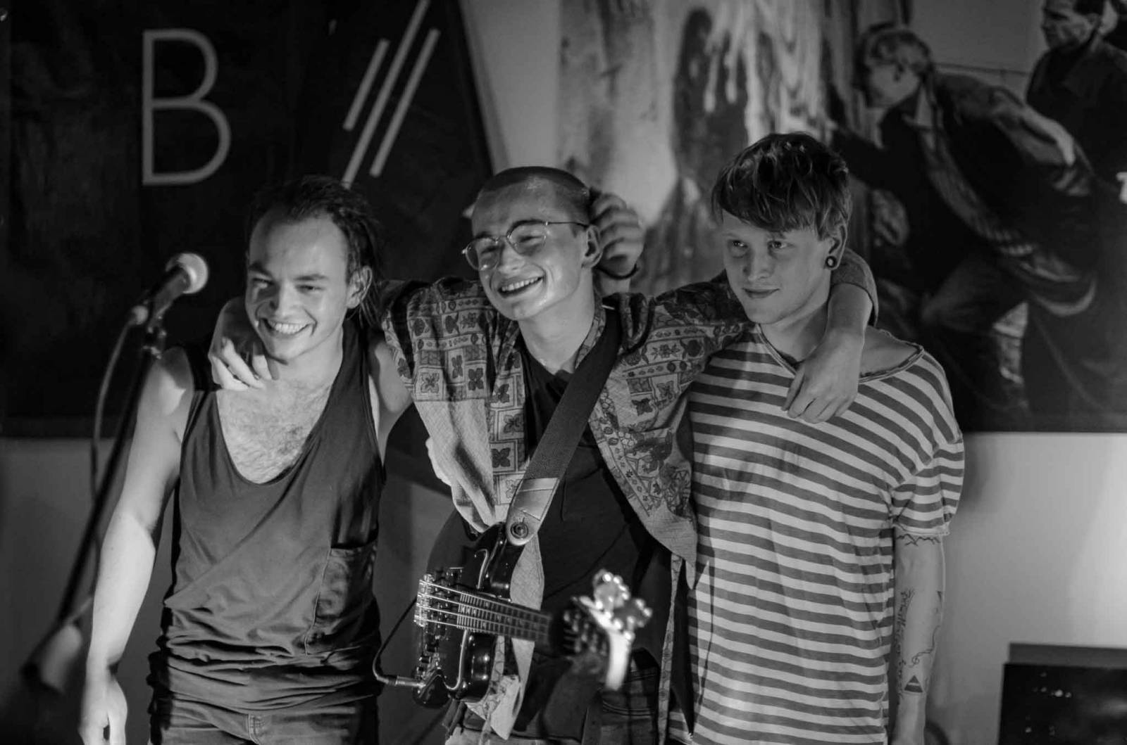 Pražská Kabelovna ožila Brixtnem. Při intimním koncertu zněl akustický indie-electro pop 