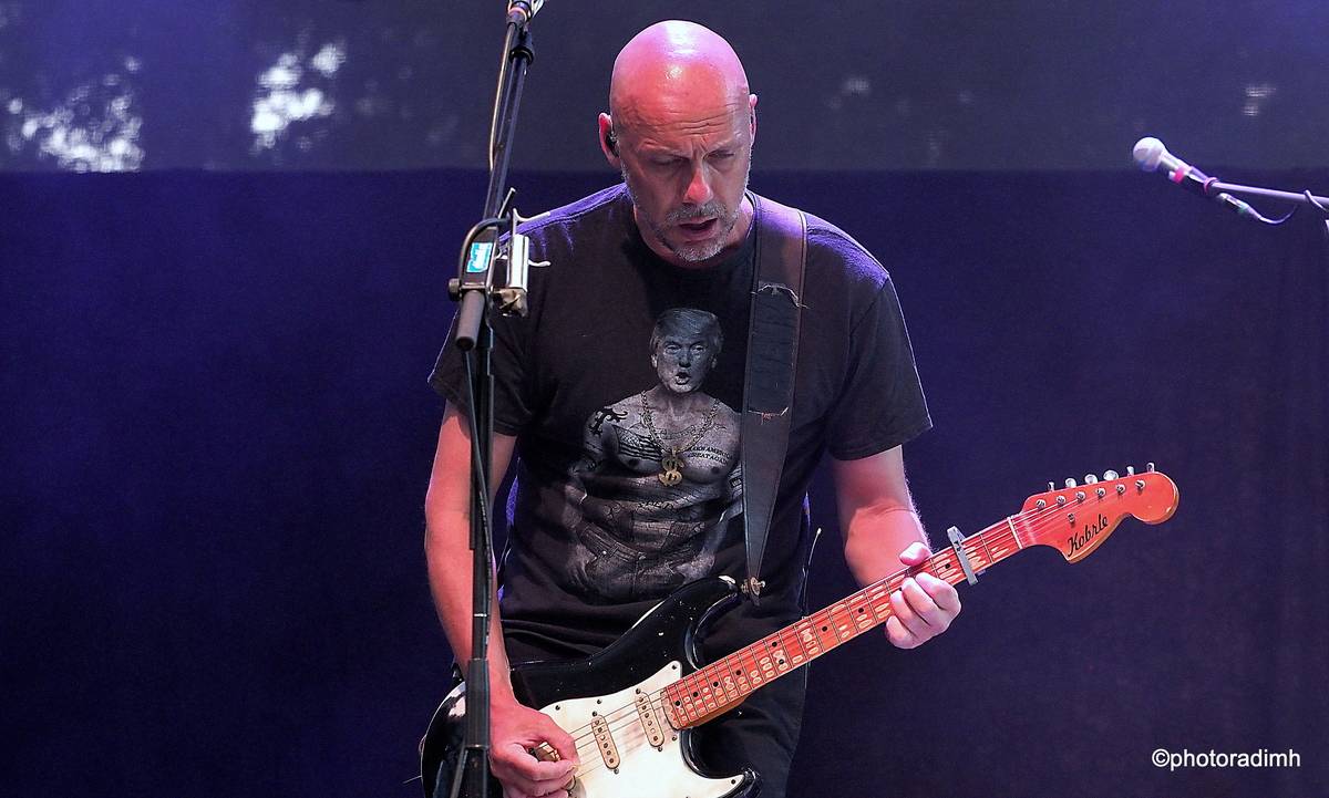 Chinaski zahráli v Hlinsku. Zastavili hromy a blesky