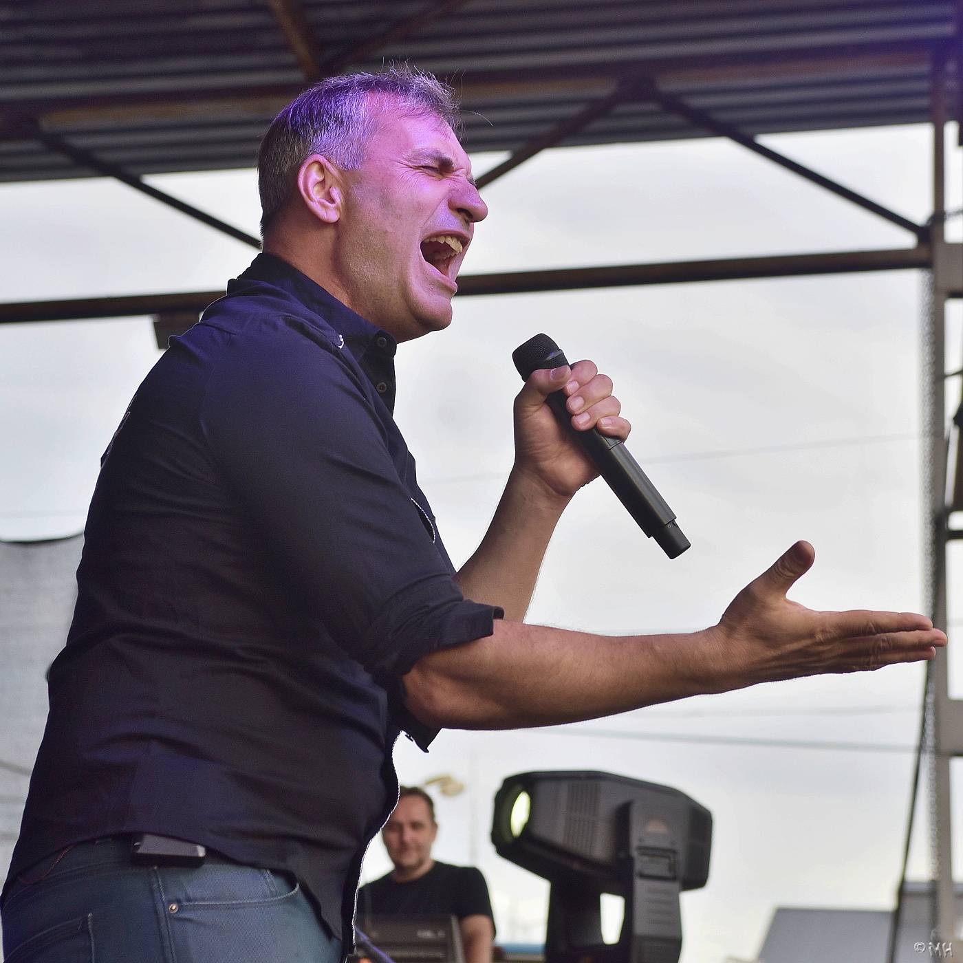 Mig 21 to rozjeli v Plzni. Kalhotky létaly vzduchem