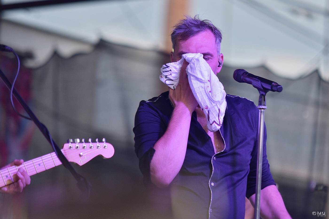 Mig 21 to rozjeli v Plzni. Kalhotky létaly vzduchem