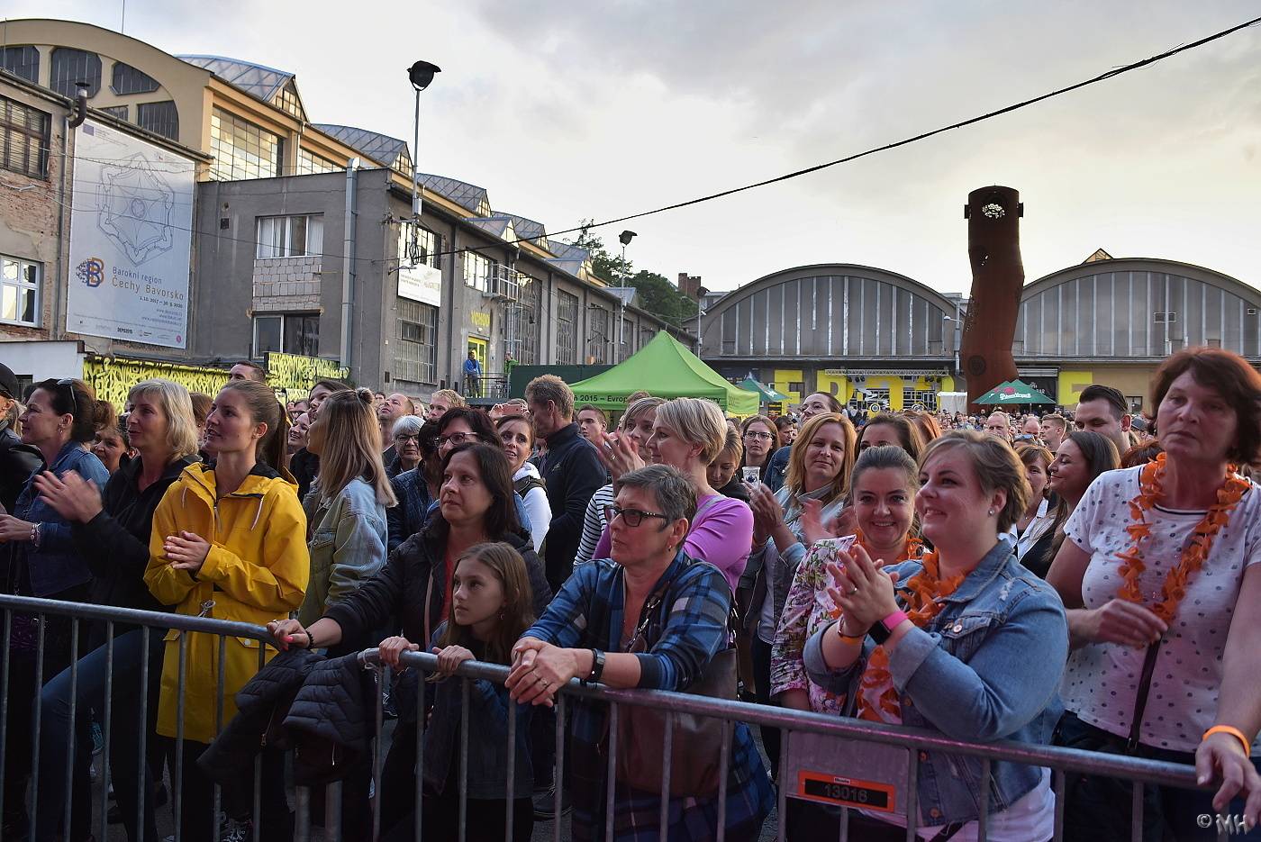 Mig 21 to rozjeli v Plzni. Kalhotky létaly vzduchem
