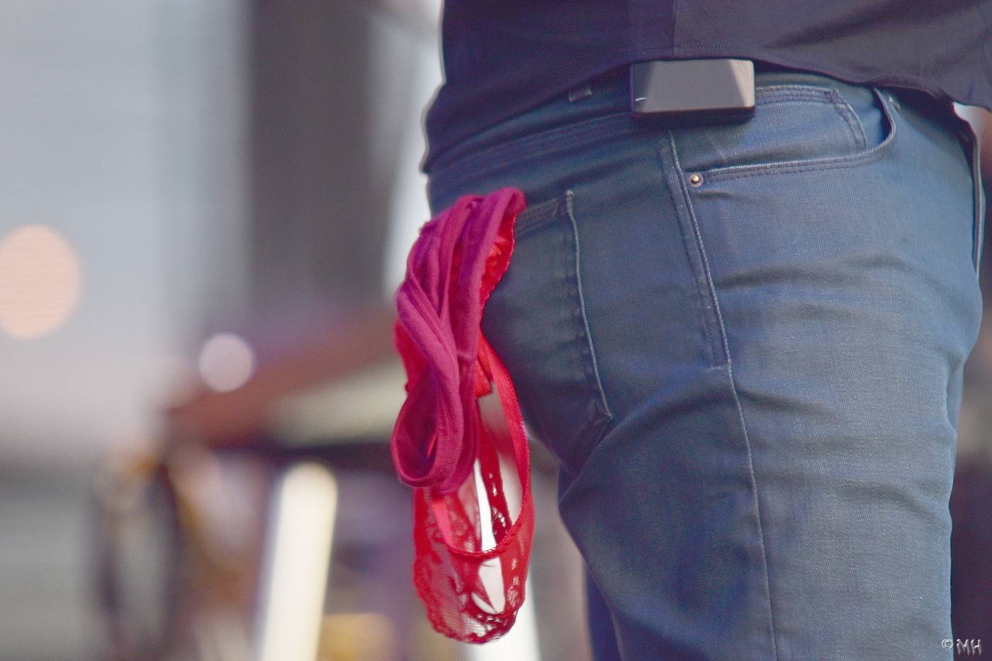 Mig 21 to rozjeli v Plzni. Kalhotky létaly vzduchem