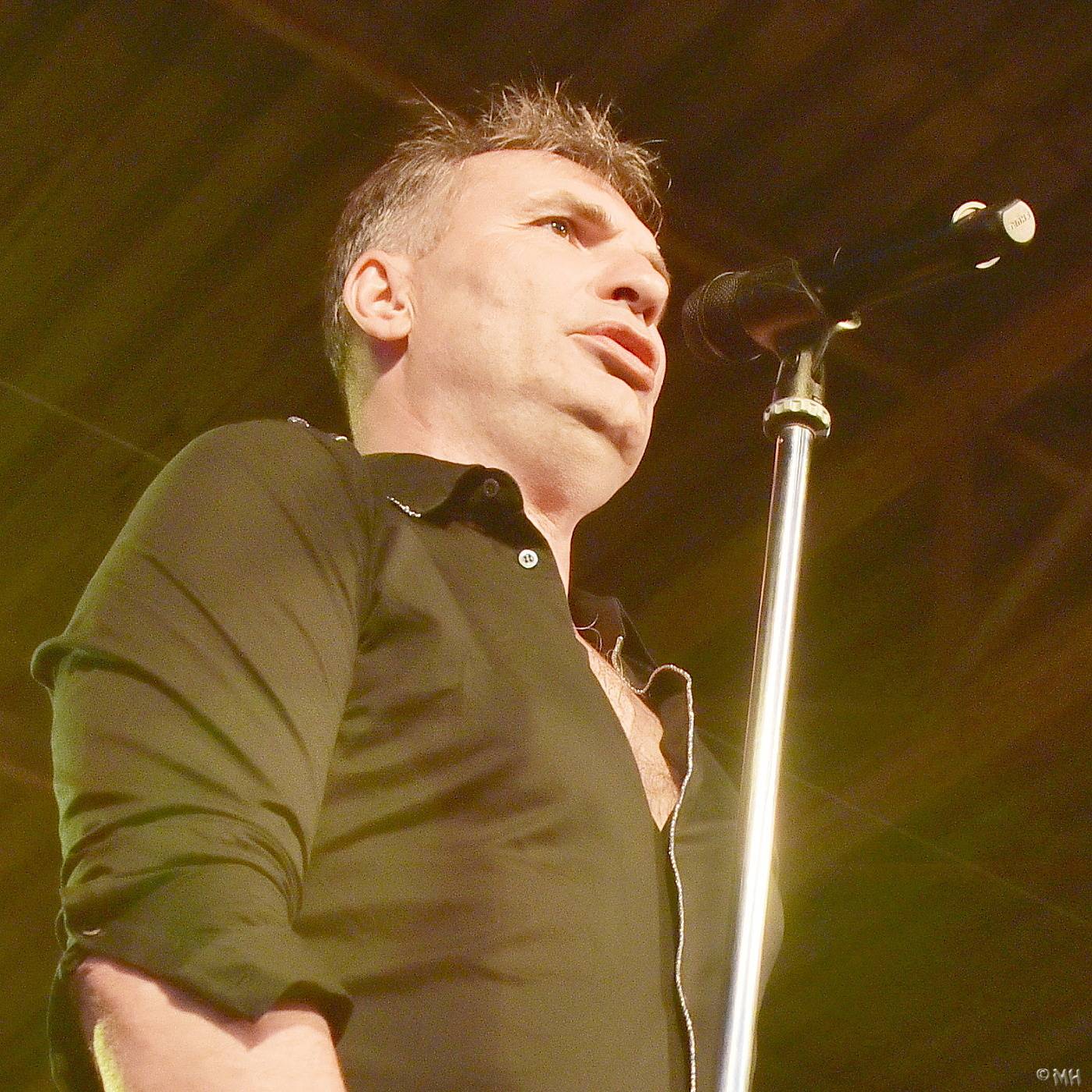 Mig 21 to rozjeli v Plzni. Kalhotky létaly vzduchem