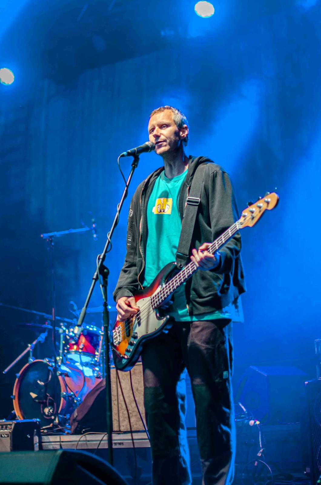 Vypsaná fiXa zahrála na Žižkově. Odvážlivci skákali z pódia