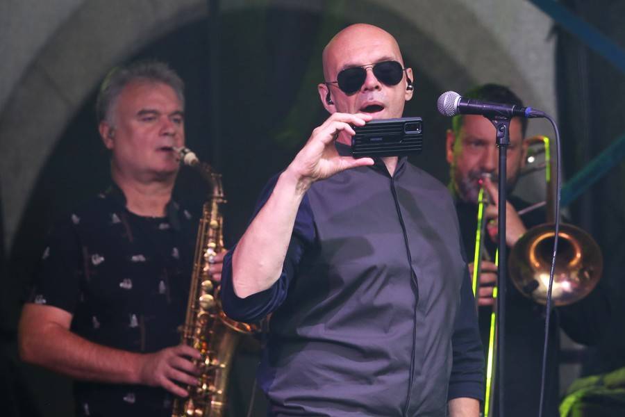 J.A.R. pobavili Brno. Adéla Elbel si koncert nadělila k narozeninám