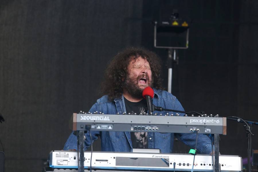 J.A.R. pobavili Brno. Adéla Elbel si koncert nadělila k narozeninám