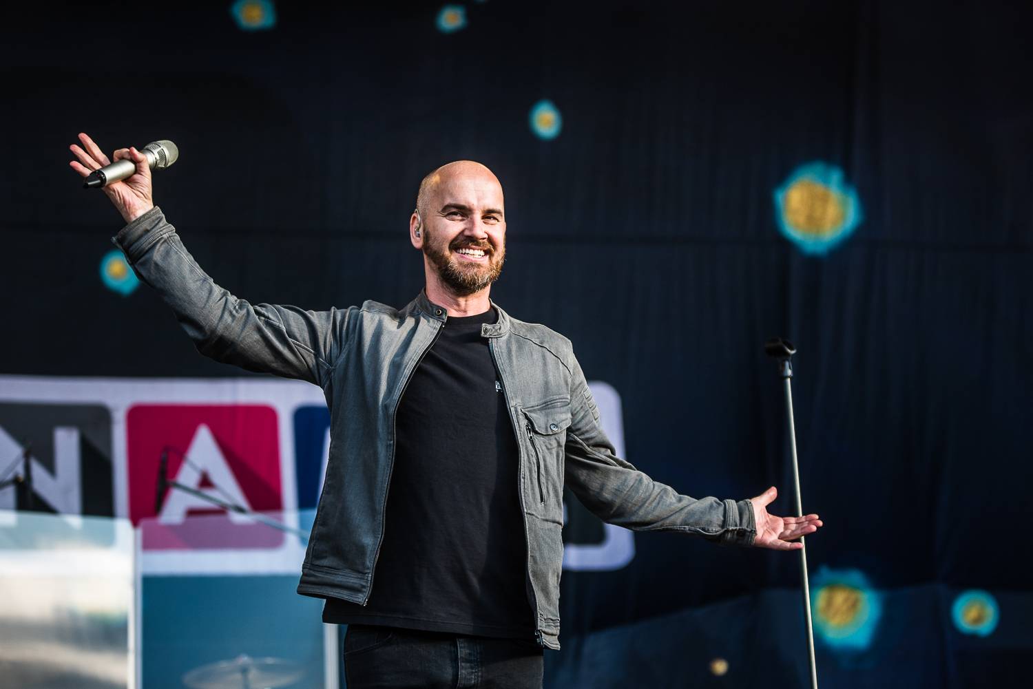 Letokruh začali psát Marek Ztracený, Richard Krajčo, No Name a Lake Malawi. Putovní festival začal