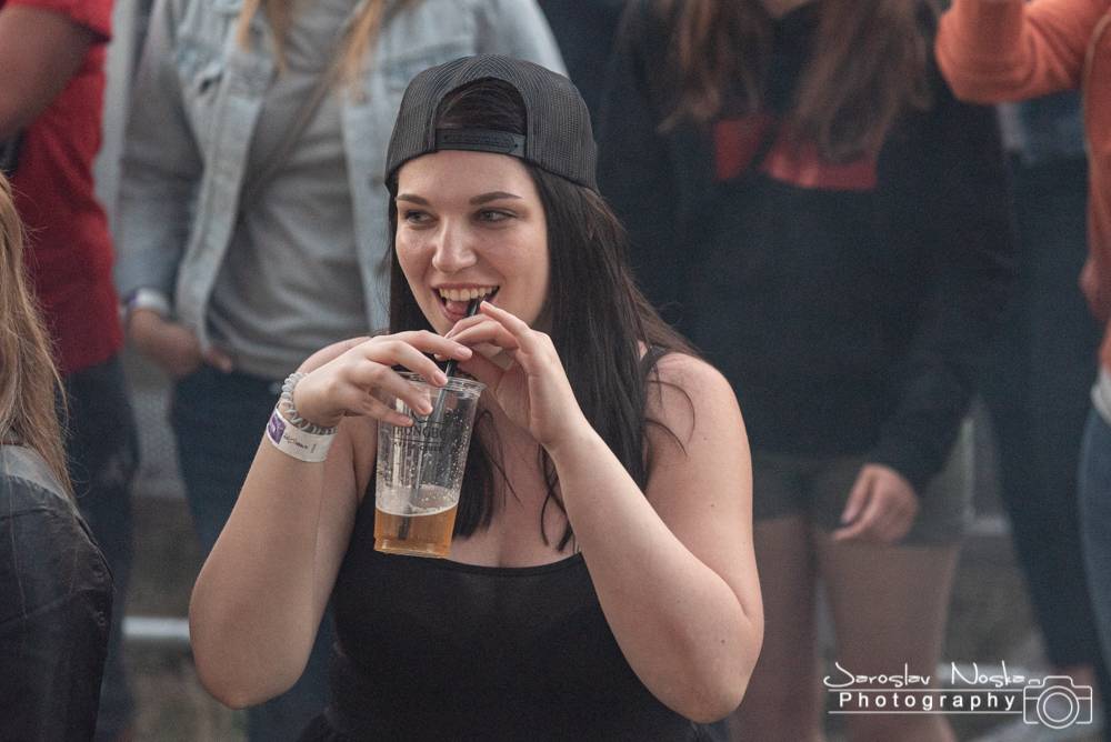 Letokruh dorazil do Hradce Králové. Druhý den odpálili Horkýže Slíže, Iné Kafe a Rybičky 48