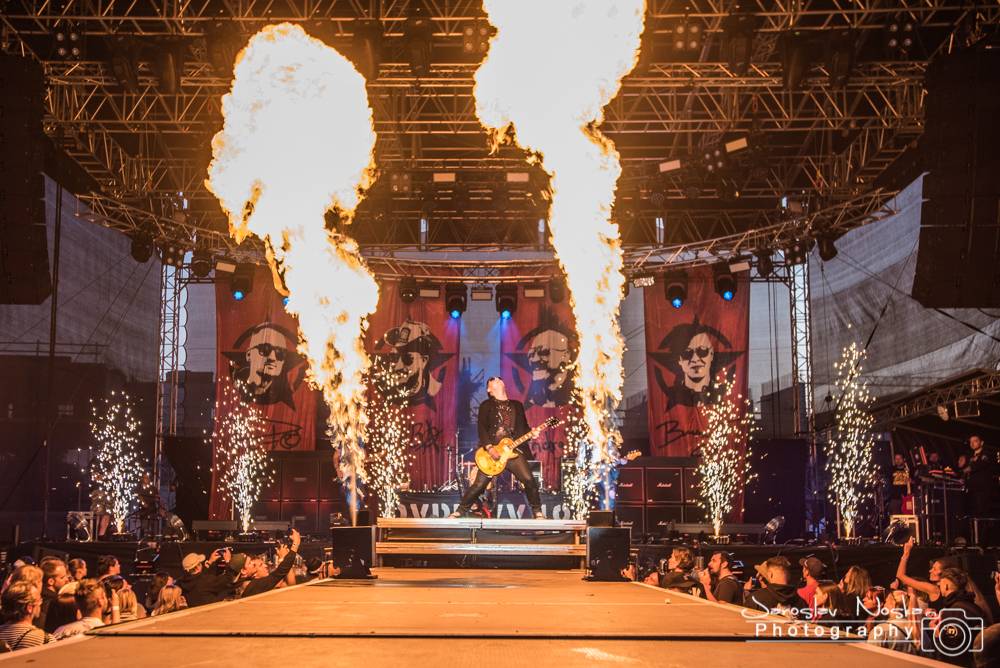 Letokruh dorazil do Hradce Králové. Druhý den odpálili Horkýže Slíže, Iné Kafe a Rybičky 48