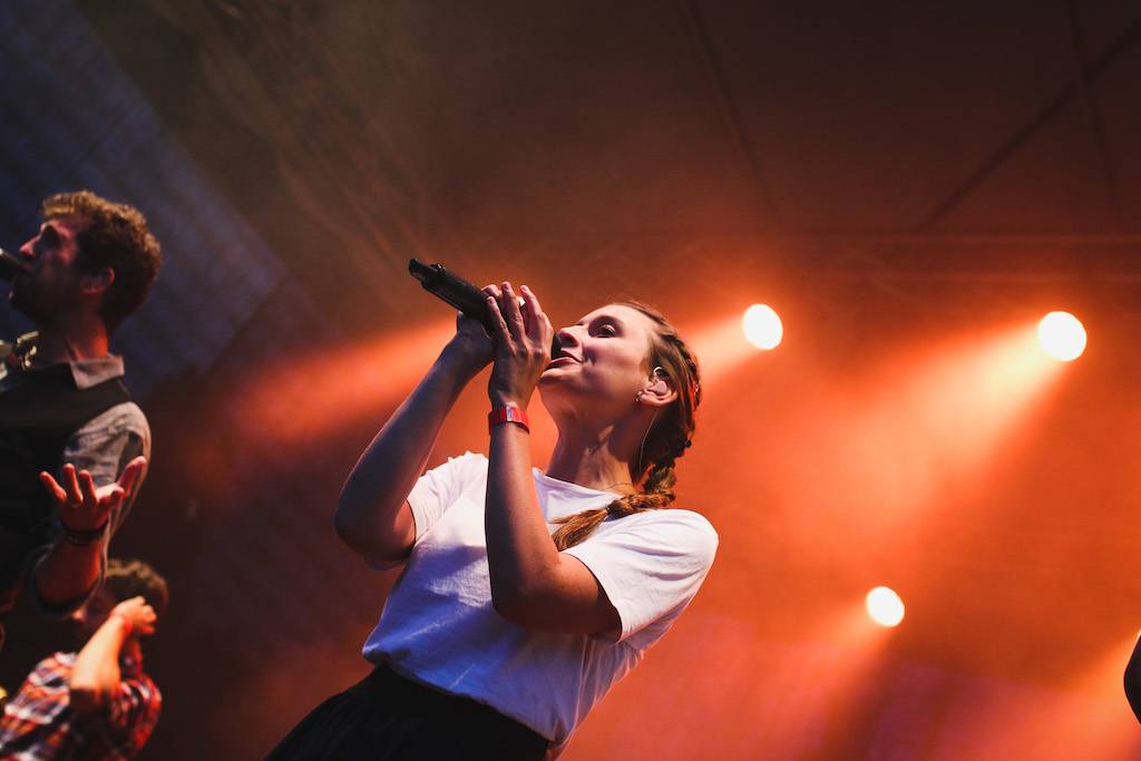 Jelen rozezněl Žižkov. S Kateřinou Marií Tichou zazpívali své největší hity