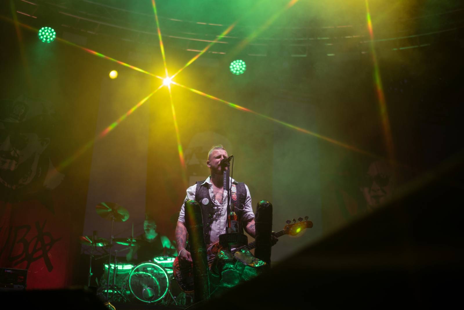 Pražský Letokruh žhnul počasím i pyroshow. Fanoušky hasili Rybičky 48, Horkýže Slíže, Iné Kafe a Deaf Heart