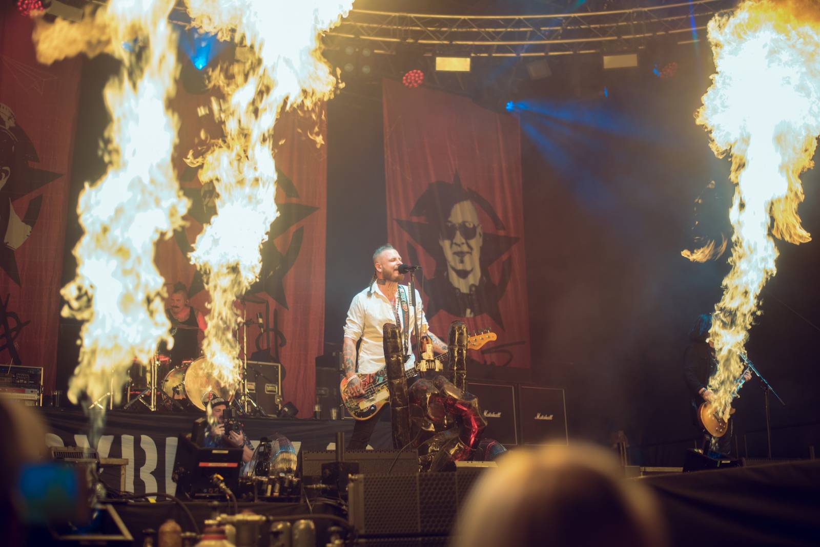 Pražský Letokruh žhnul počasím i pyroshow. Fanoušky hasili Rybičky 48, Horkýže Slíže, Iné Kafe a Deaf Heart