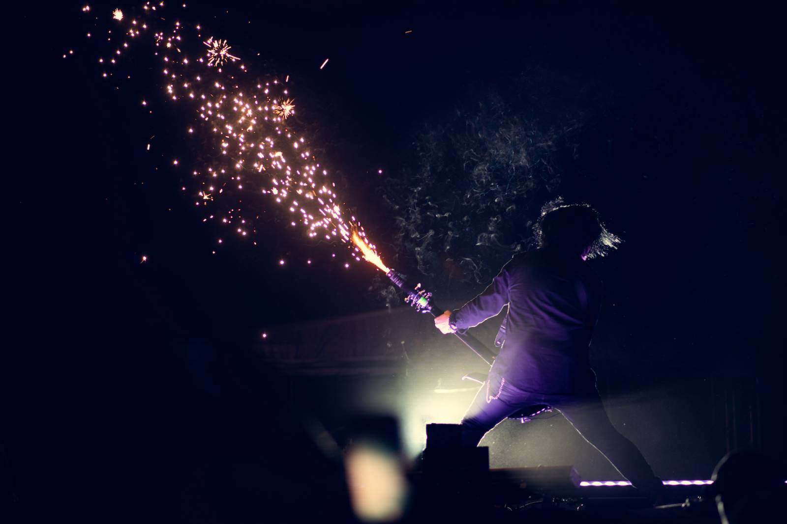 Pražský Letokruh žhnul počasím i pyroshow. Fanoušky hasili Rybičky 48, Horkýže Slíže, Iné Kafe a Deaf Heart