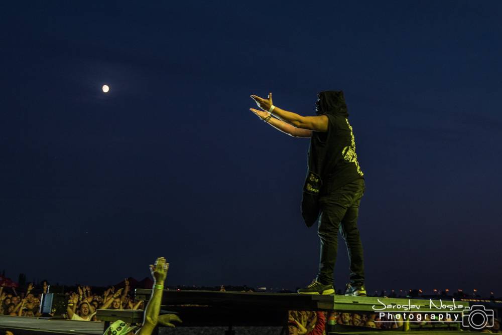 Horkýže Slíže hasili, ale Rybičky 48 neuhasili. Takhle to vypadá na pražském Letokruhu