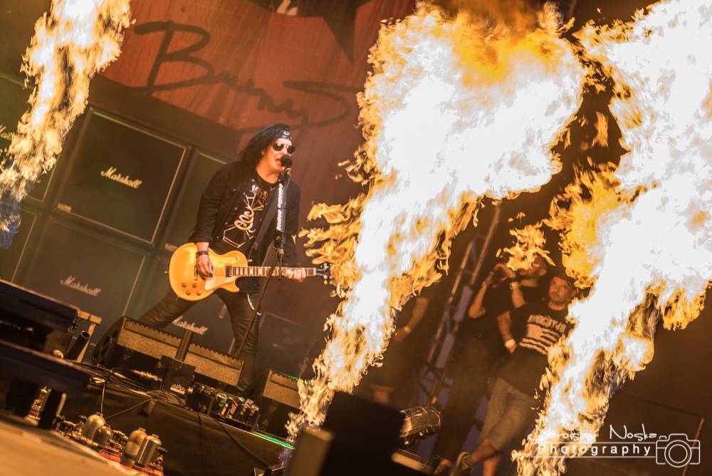 Horkýže Slíže hasili, ale Rybičky 48 neuhasili. Takhle to vypadá na pražském Letokruhu