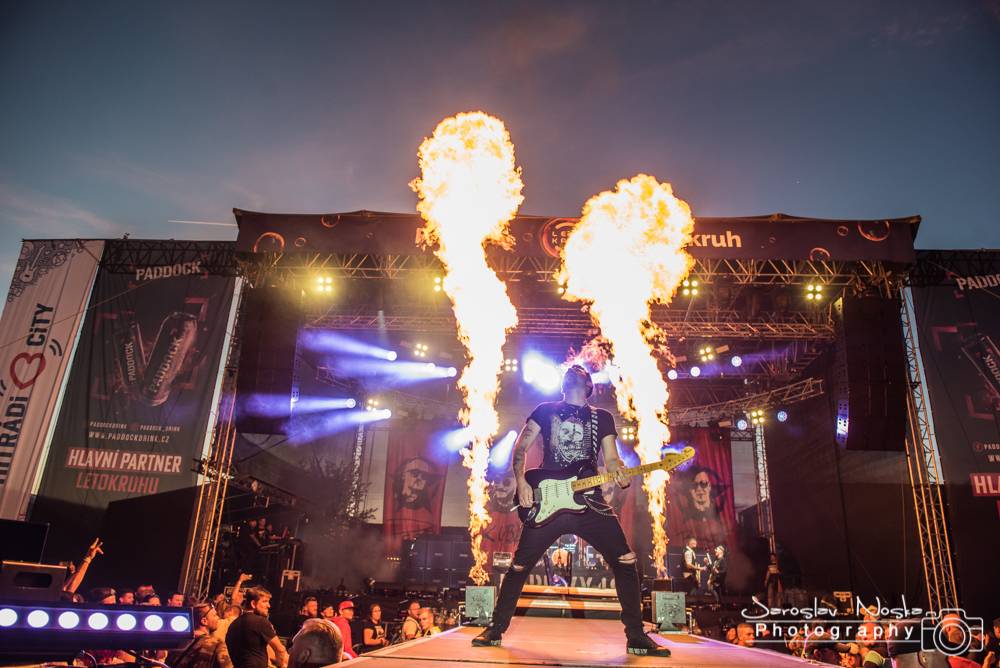 Horkýže Slíže hasili, ale Rybičky 48 neuhasili. Takhle to vypadá na pražském Letokruhu