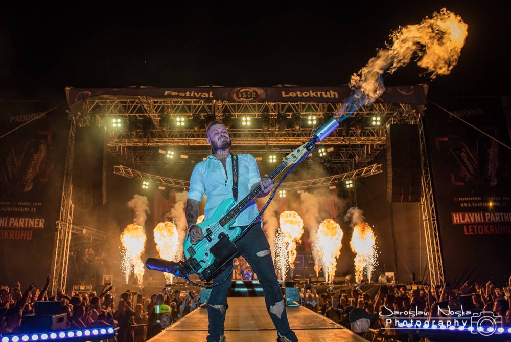 Horkýže Slíže hasili, ale Rybičky 48 neuhasili. Takhle to vypadá na pražském Letokruhu