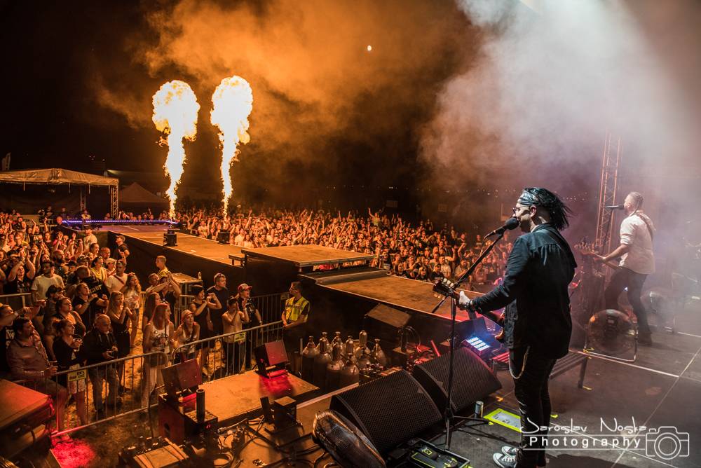 Horkýže Slíže hasili, ale Rybičky 48 neuhasili. Takhle to vypadá na pražském Letokruhu