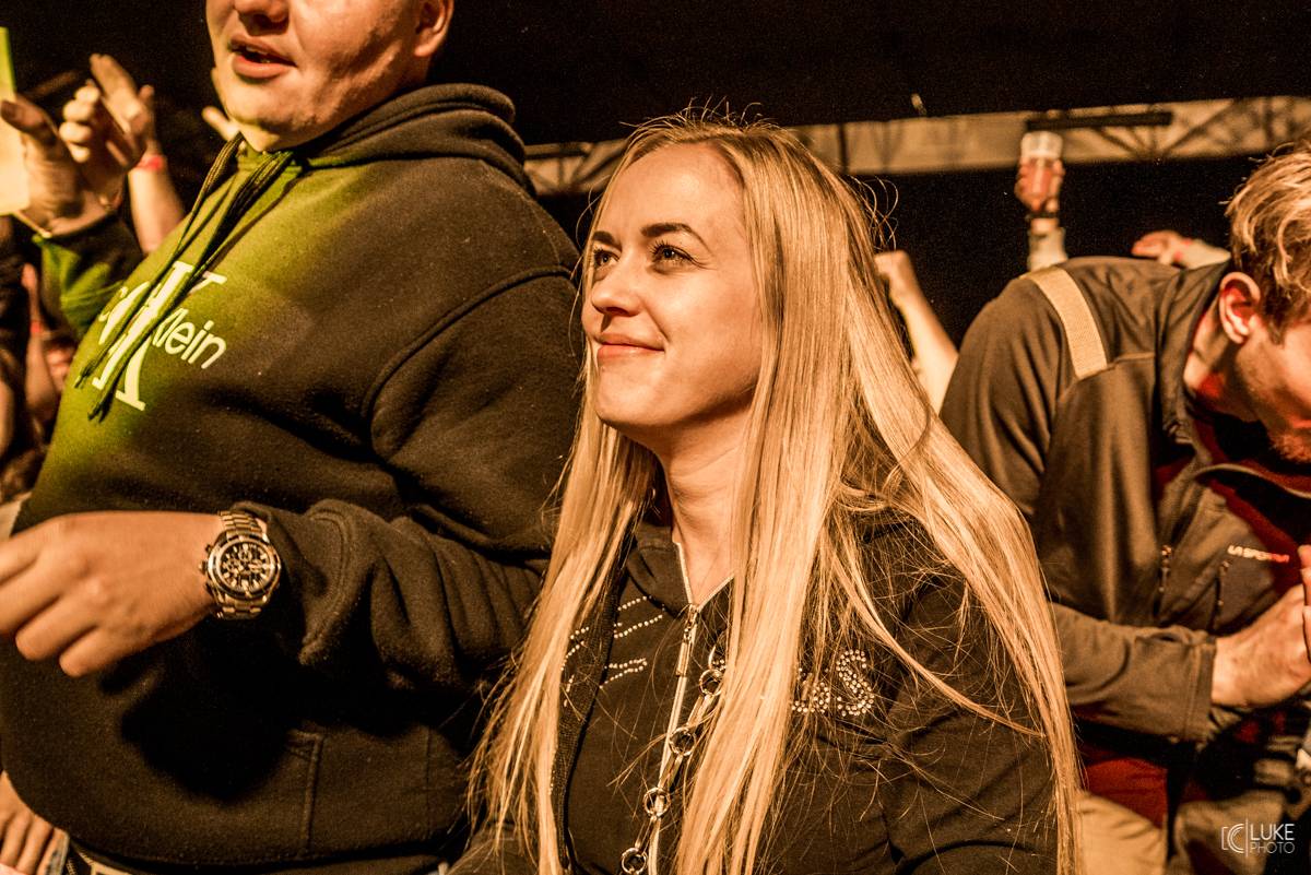 Živá hudba v útulném lese. Studnice Fest otevřeli N.O.H.A., The Atavists, Vypsaná Fixa a další