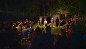 Živá hudba v útulném lese. Studnice Fest otevřeli N.O.H.A., The Atavists, Vypsaná Fixa a další