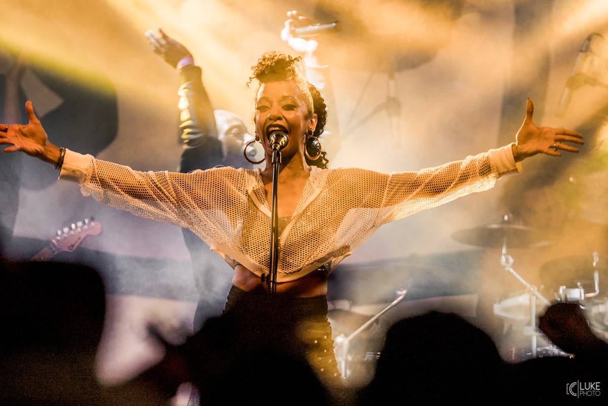 Živá hudba v útulném lese. Studnice Fest otevřeli N.O.H.A., The Atavists, Vypsaná Fixa a další