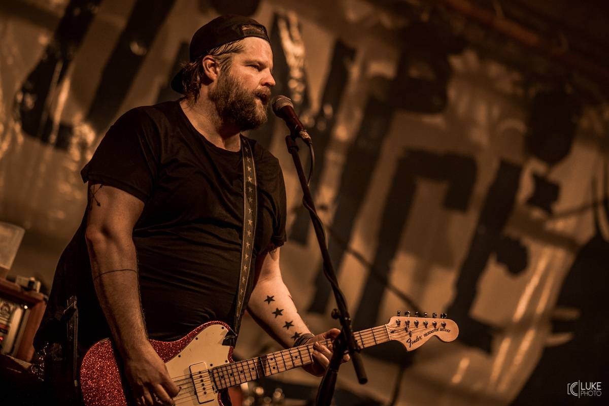 Živá hudba v útulném lese. Studnice Fest otevřeli N.O.H.A., The Atavists, Vypsaná Fixa a další