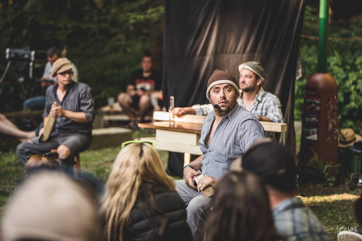 Symbióza mezi muzikanty a fanoušky. Studnice Fest zakončili Monkey Business, Gaia Mesiah a další 