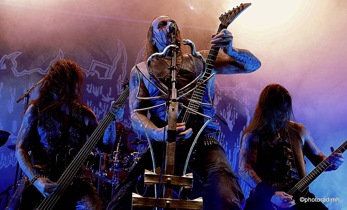 Brutal Assault nahradil festival Josefoff. Fanoušci si užili prohlídku města i metalovou show