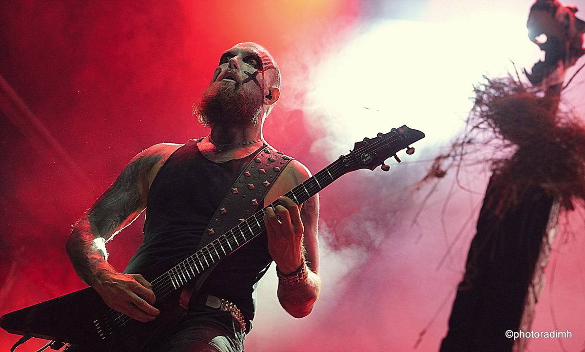 Josefoff zpíval pro Jiřinu Bohdalovou. Festivalovou sobotu ovládli Hentai Corporation