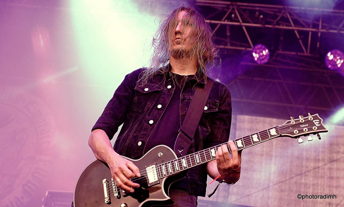 Josefoff zpíval pro Jiřinu Bohdalovou. Festivalovou sobotu ovládli Hentai Corporation