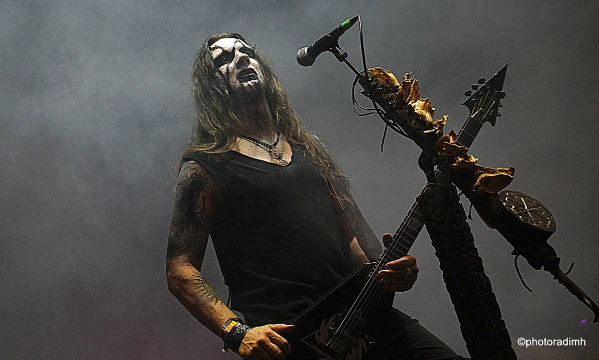 Josefoff zpíval pro Jiřinu Bohdalovou. Festivalovou sobotu ovládli Hentai Corporation