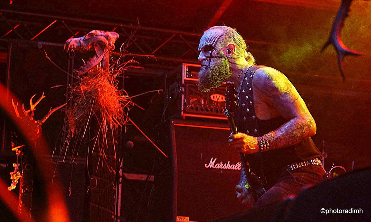 Josefoff zpíval pro Jiřinu Bohdalovou. Festivalovou sobotu ovládli Hentai Corporation