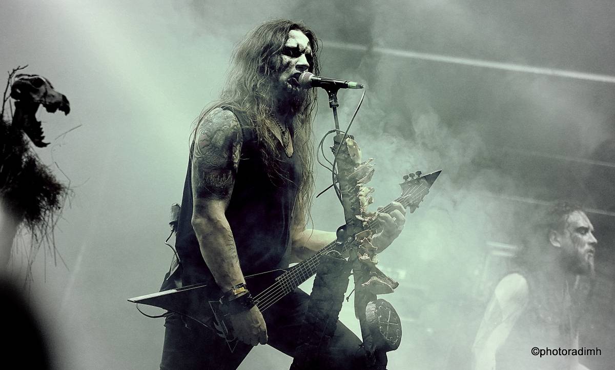 Josefoff zpíval pro Jiřinu Bohdalovou. Festivalovou sobotu ovládli Hentai Corporation