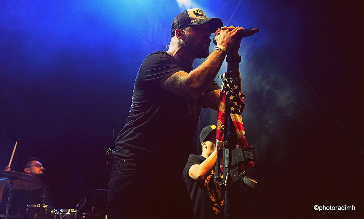 Marpo & TroubleGang zahráli v Jihlavě. Marcus Tran oslavil na pódiu narozeniny