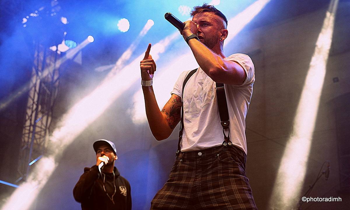 Marpo & TroubleGang zahráli v Jihlavě. Marcus Tran oslavil na pódiu narozeniny