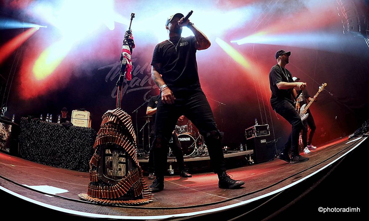 Marpo & TroubleGang zahráli v Jihlavě. Marcus Tran oslavil na pódiu narozeniny